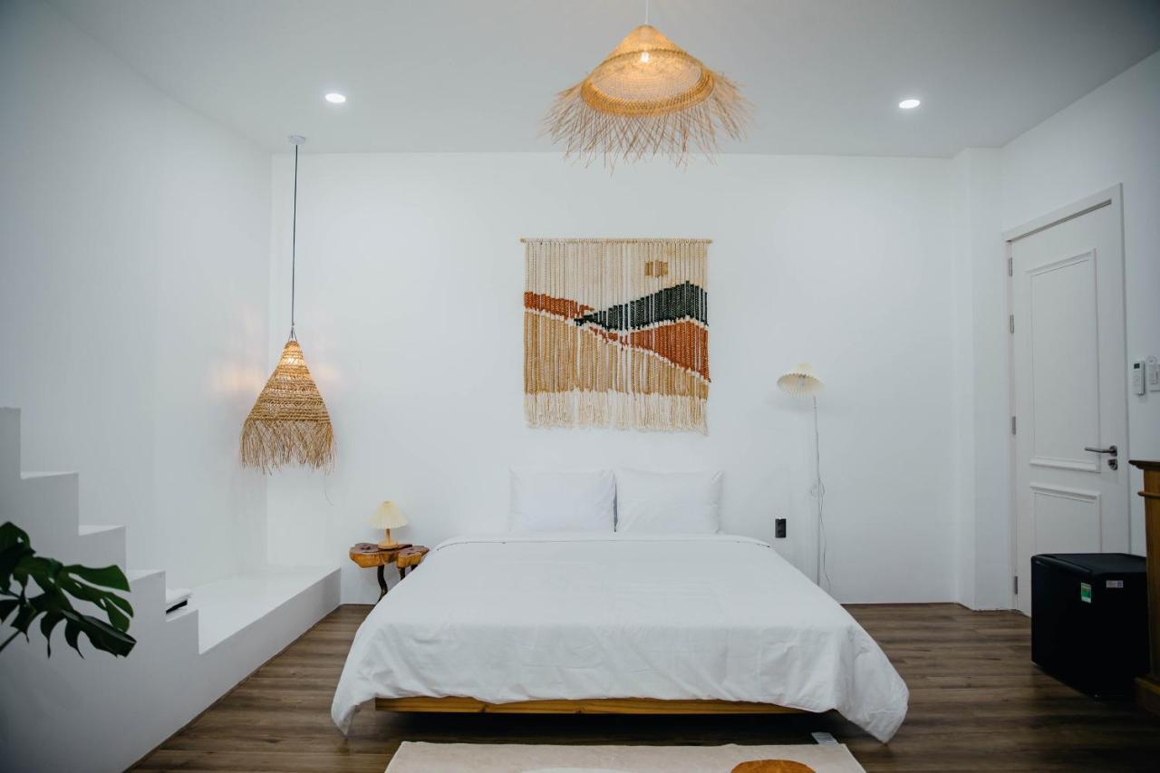 Pisces Hotel Hue Exterior photo