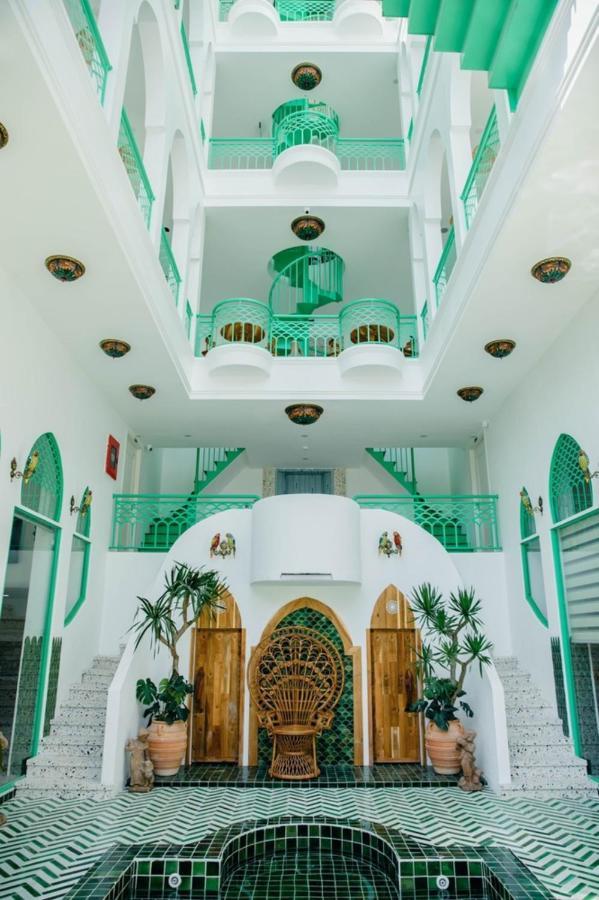 Pisces Hotel Hue Exterior photo